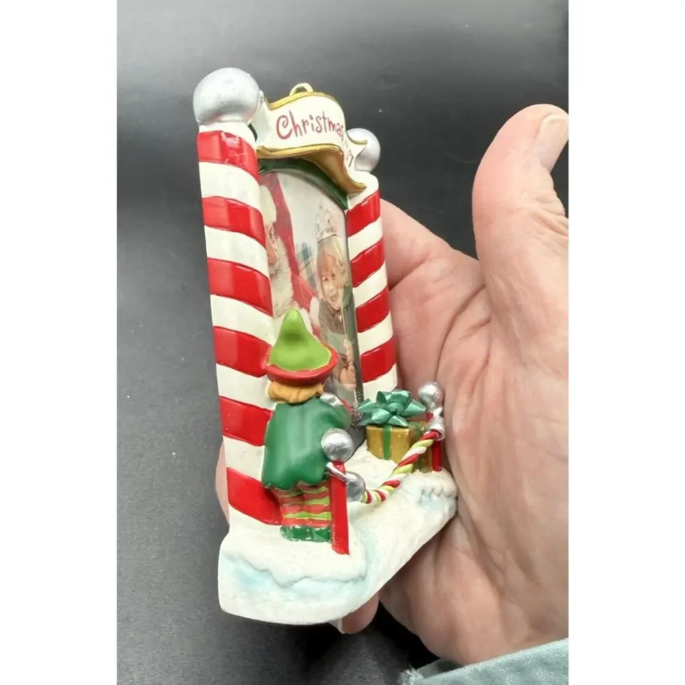 Hallmark Christmas Ornament Photo Holder Frame Display Santa & Me No Box Lo16